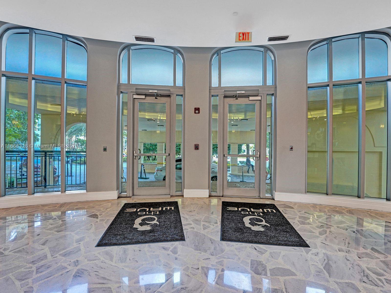 WAVE CONDO - Residential Lease