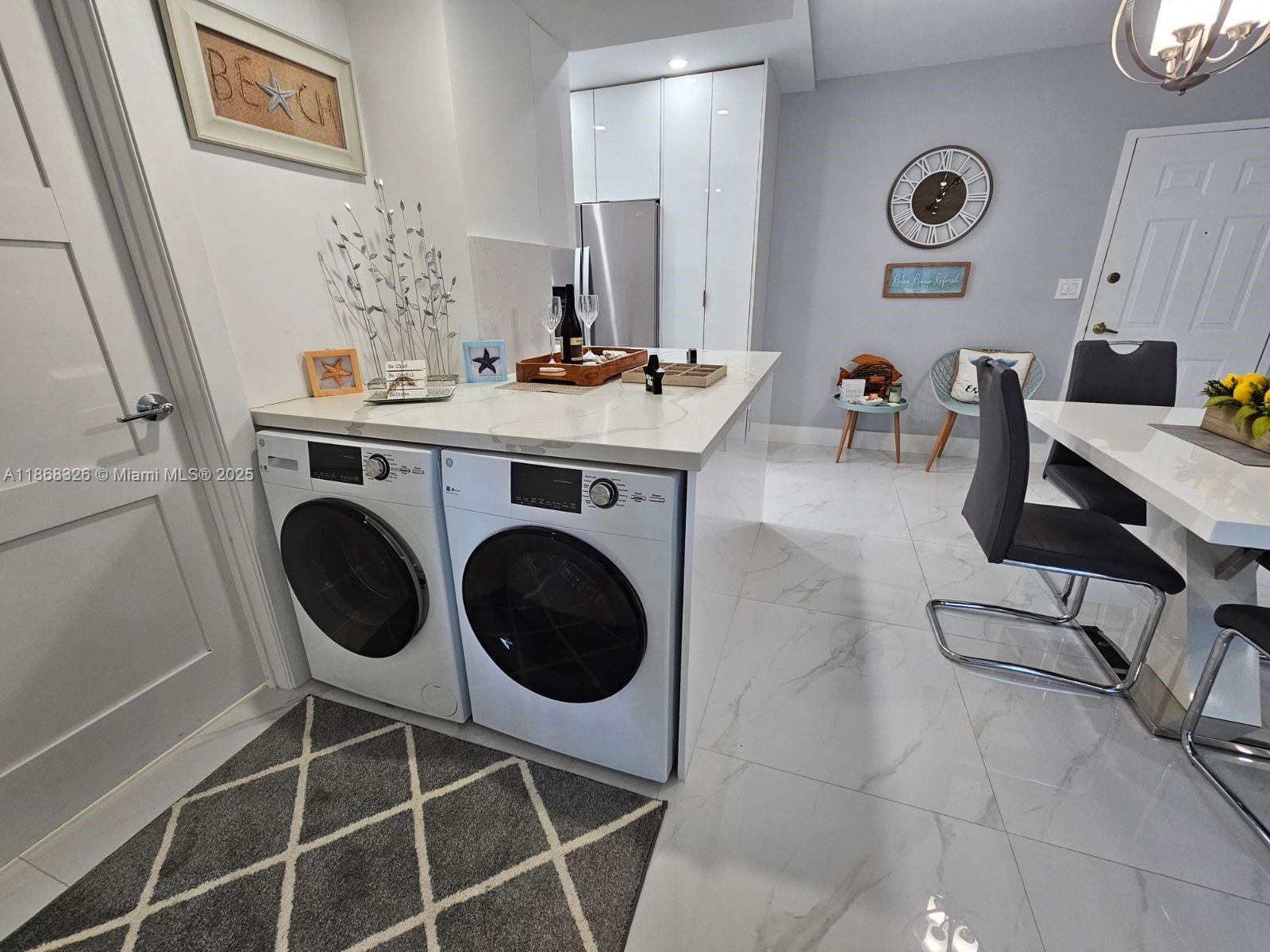 WAVE CONDO - Residential Lease