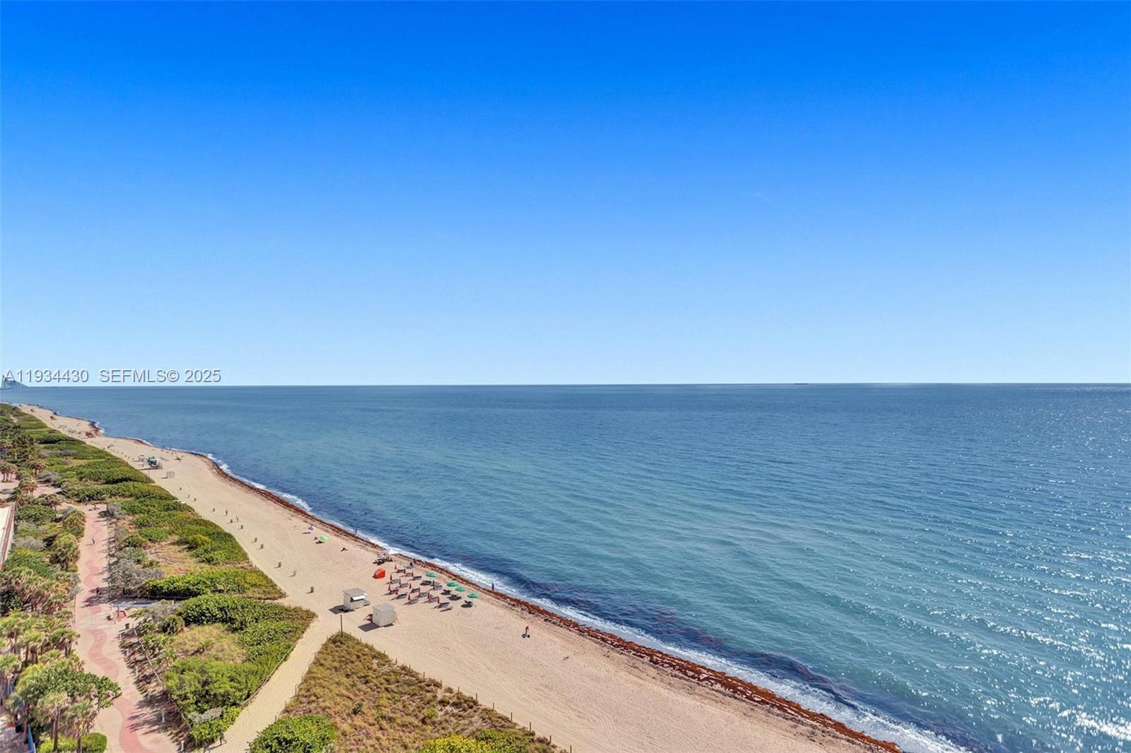 THE COLLINS CONDO - Residential