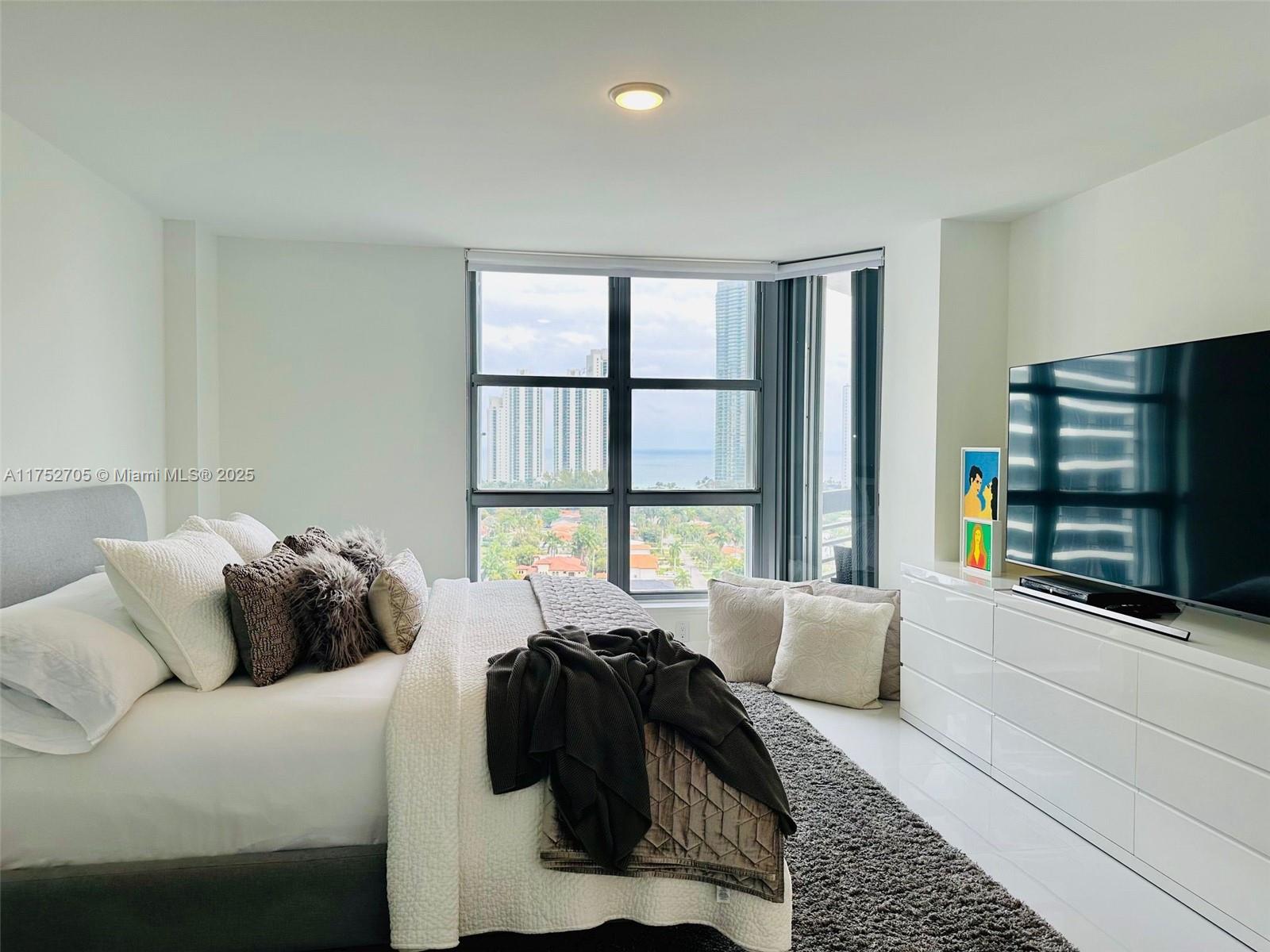 MYSTIC POINTE CONDO NO TH - Residential Lease