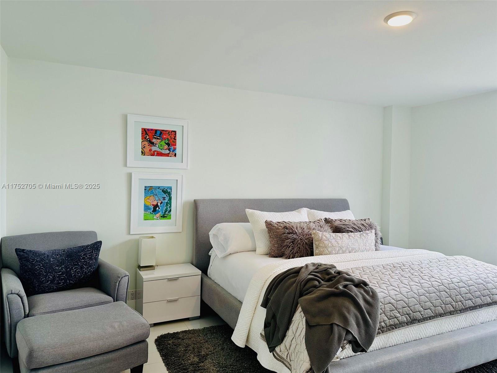 MYSTIC POINTE CONDO NO TH - Residential Lease