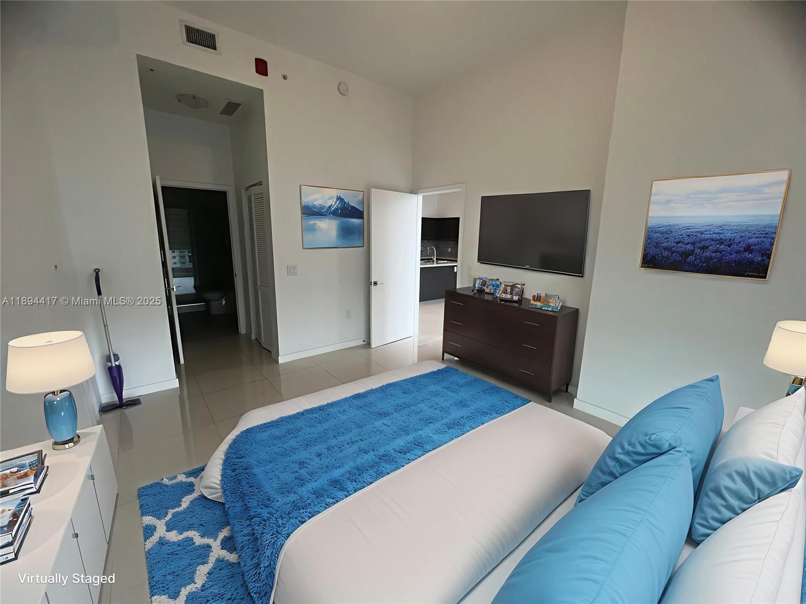 GRAND BAY COMMONS SOUTH - Residential Lease