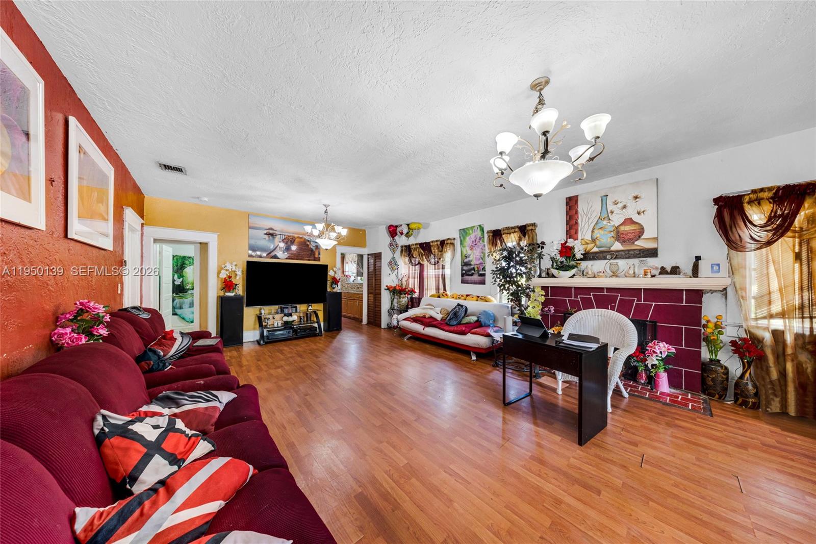 CENTRAL PARK - Residential Income