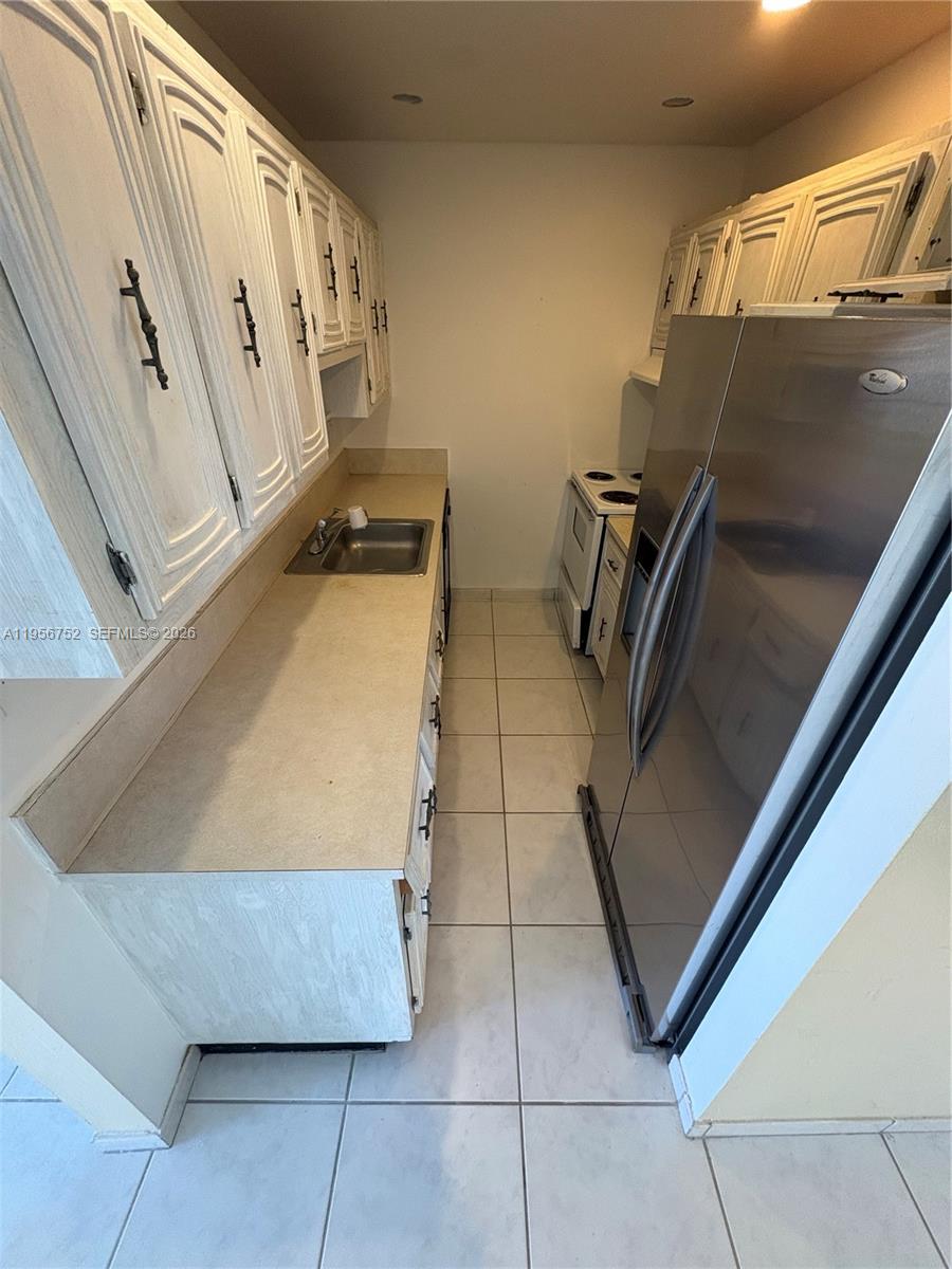 SOUTH SHORE CONDO - Residential