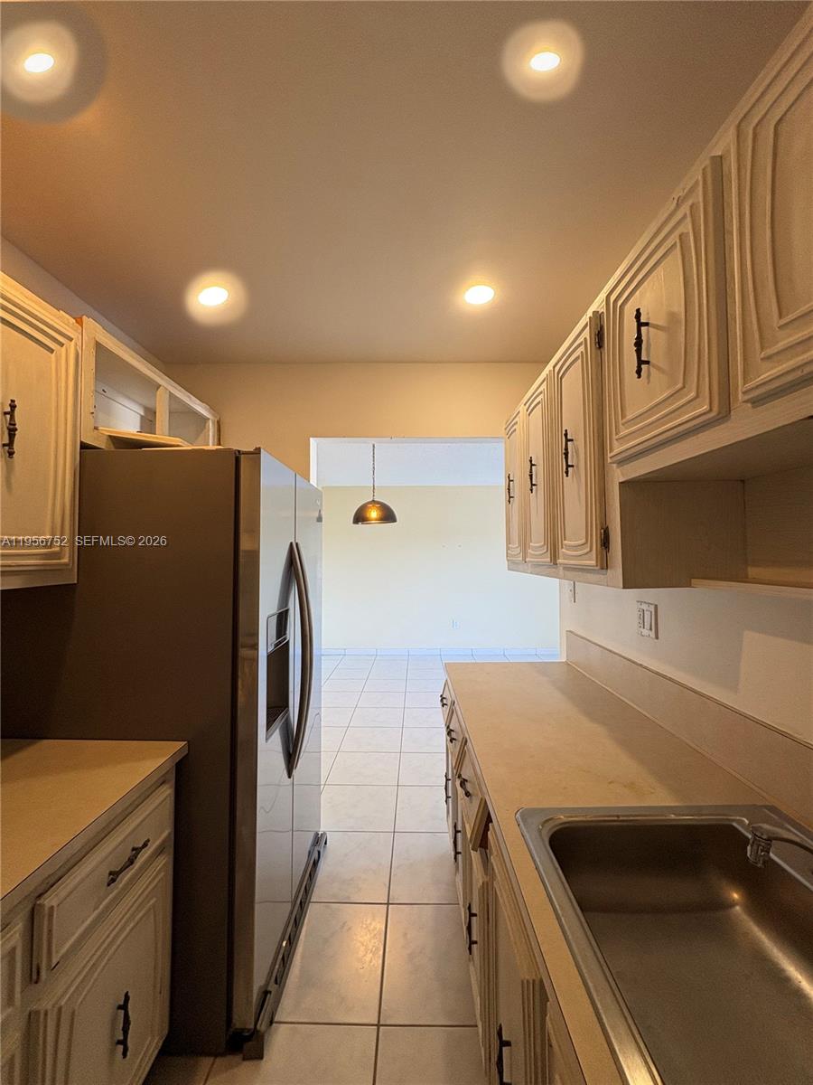 SOUTH SHORE CONDO - Residential