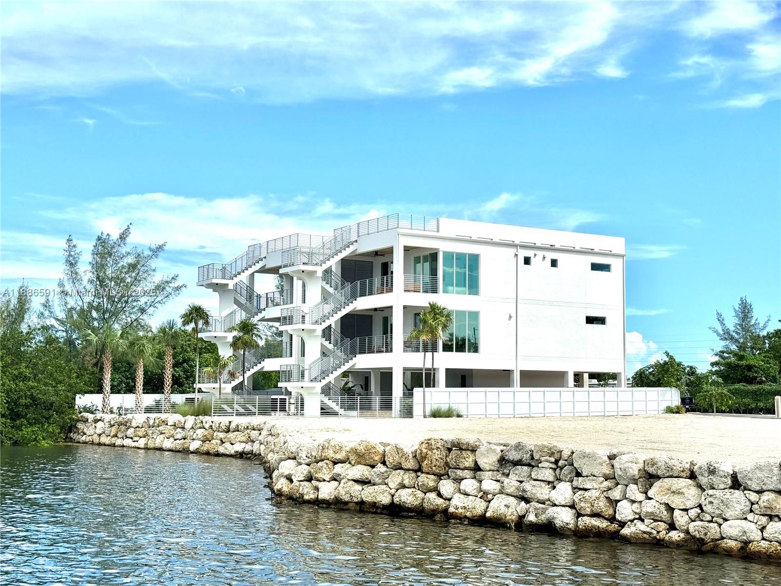 Marathon Beach - Residential