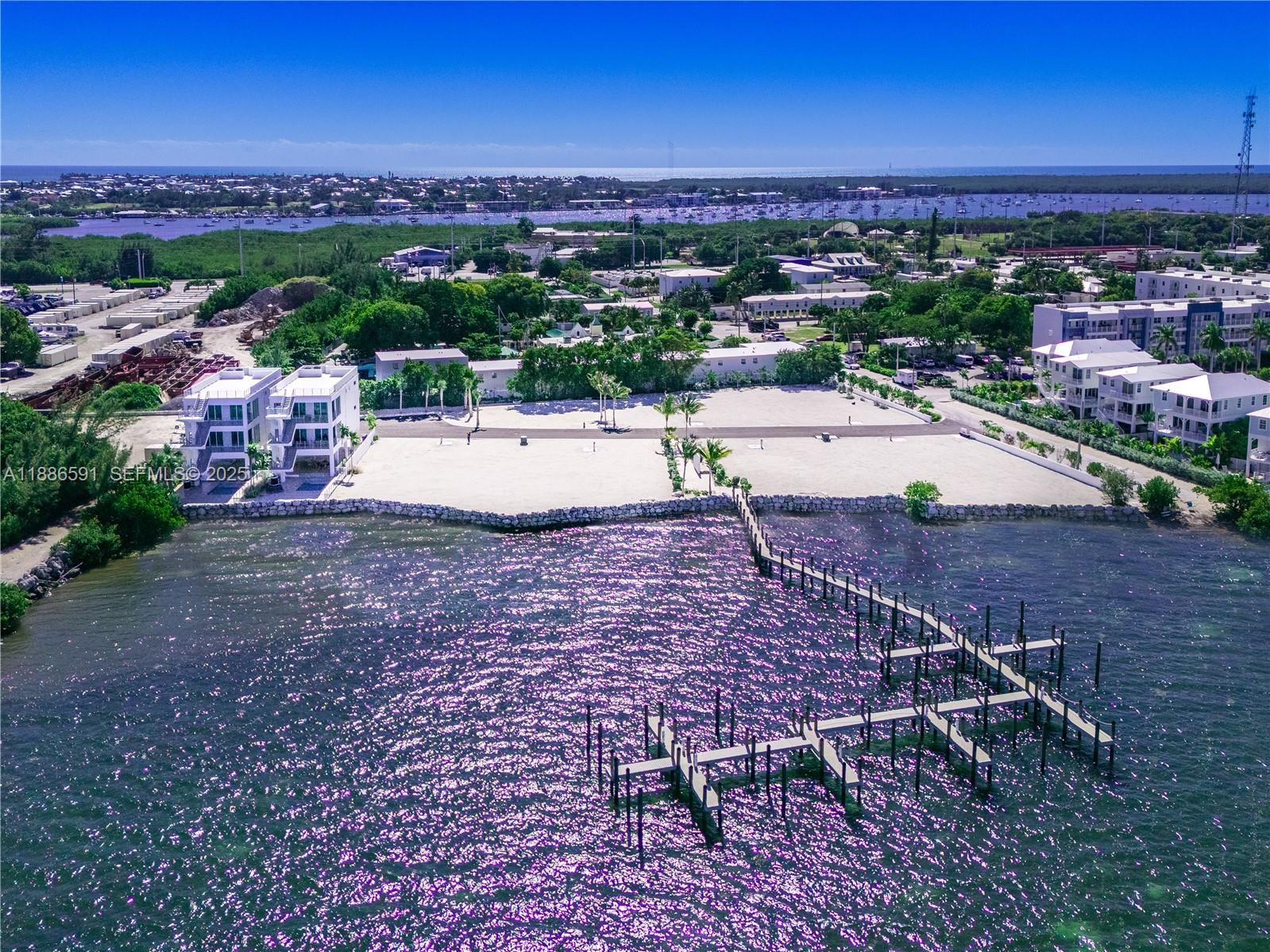 Marathon Beach - Residential