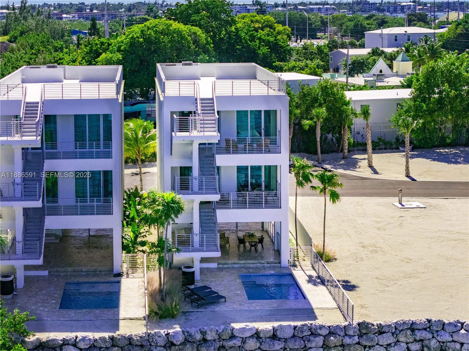 Marathon Beach - Residential