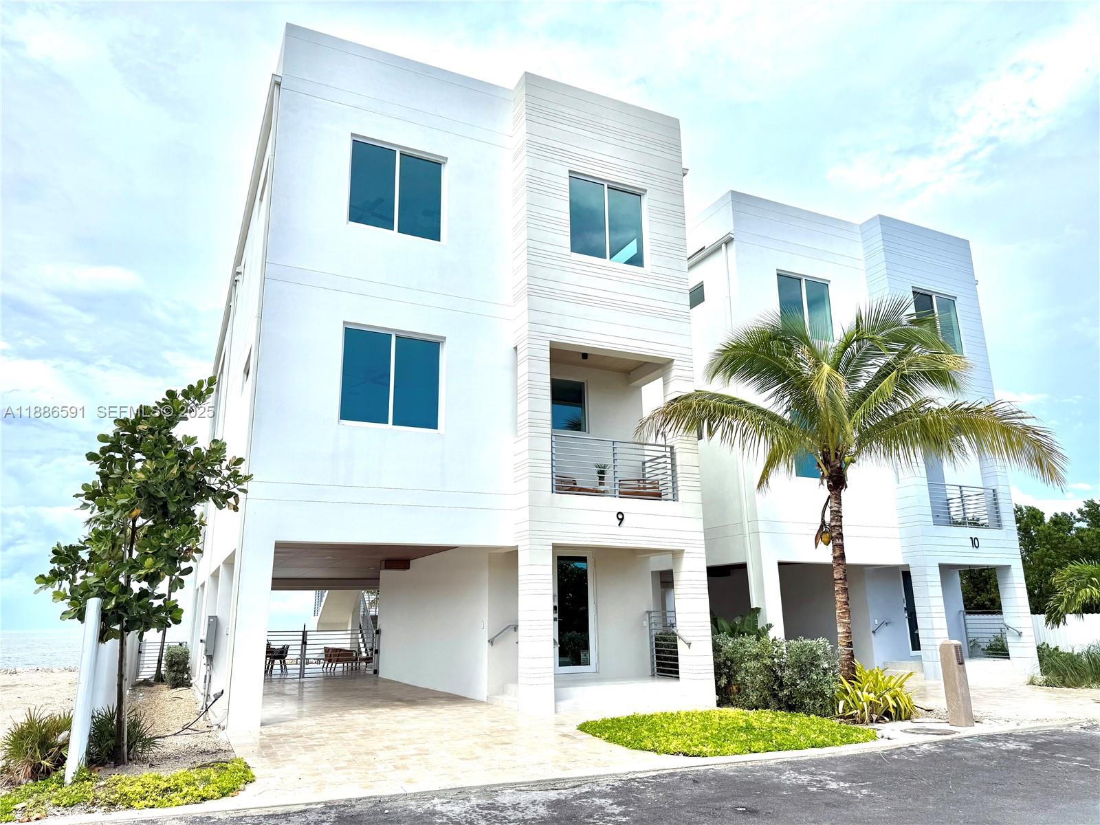 Marathon Beach - Residential