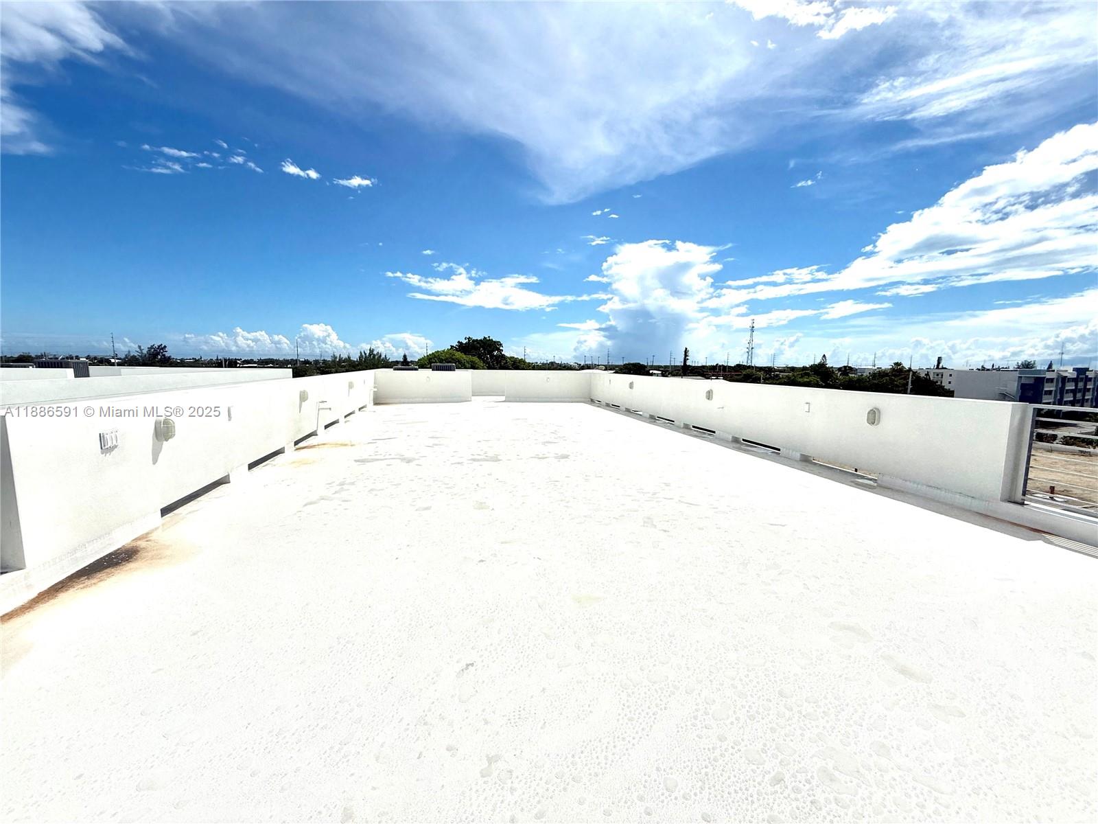 Marathon Beach - Residential