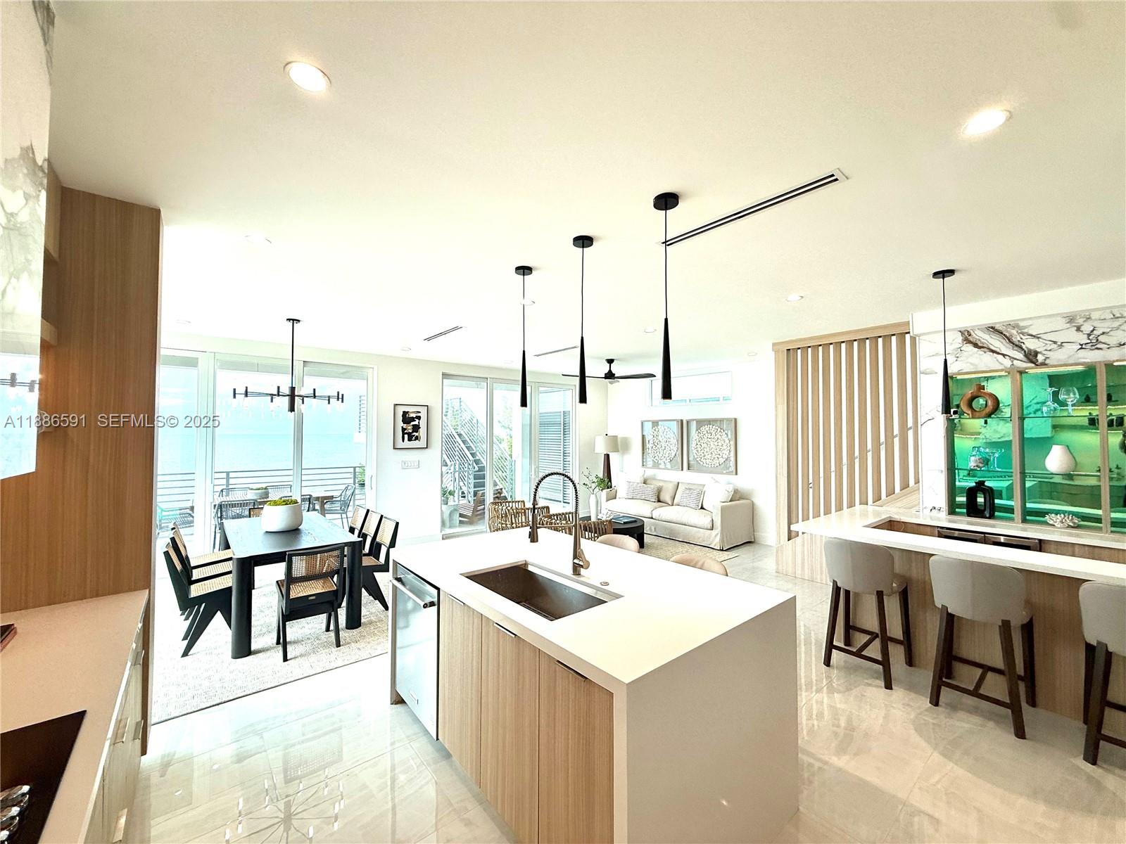 Marathon Beach - Residential