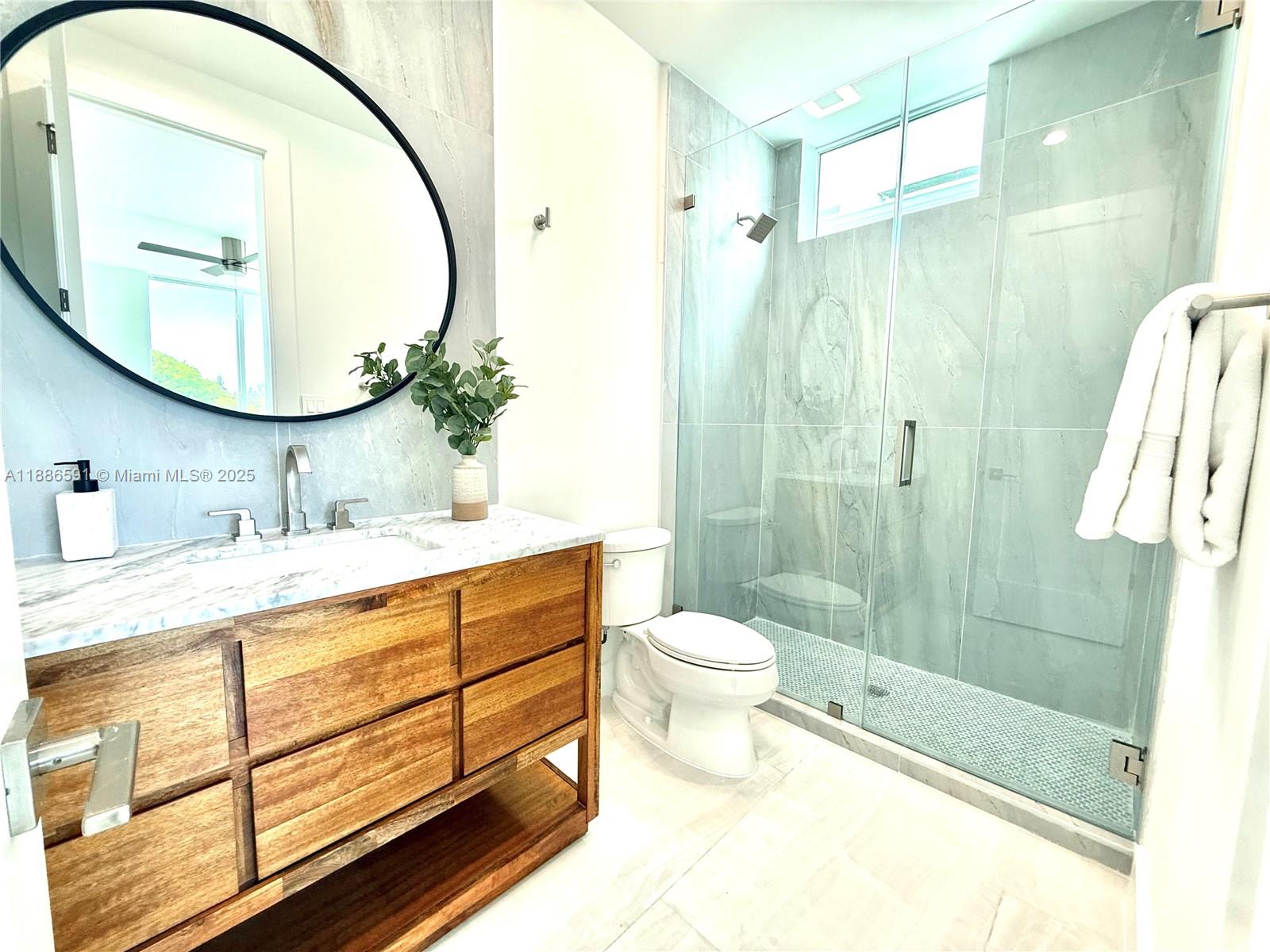 Marathon Beach - Residential