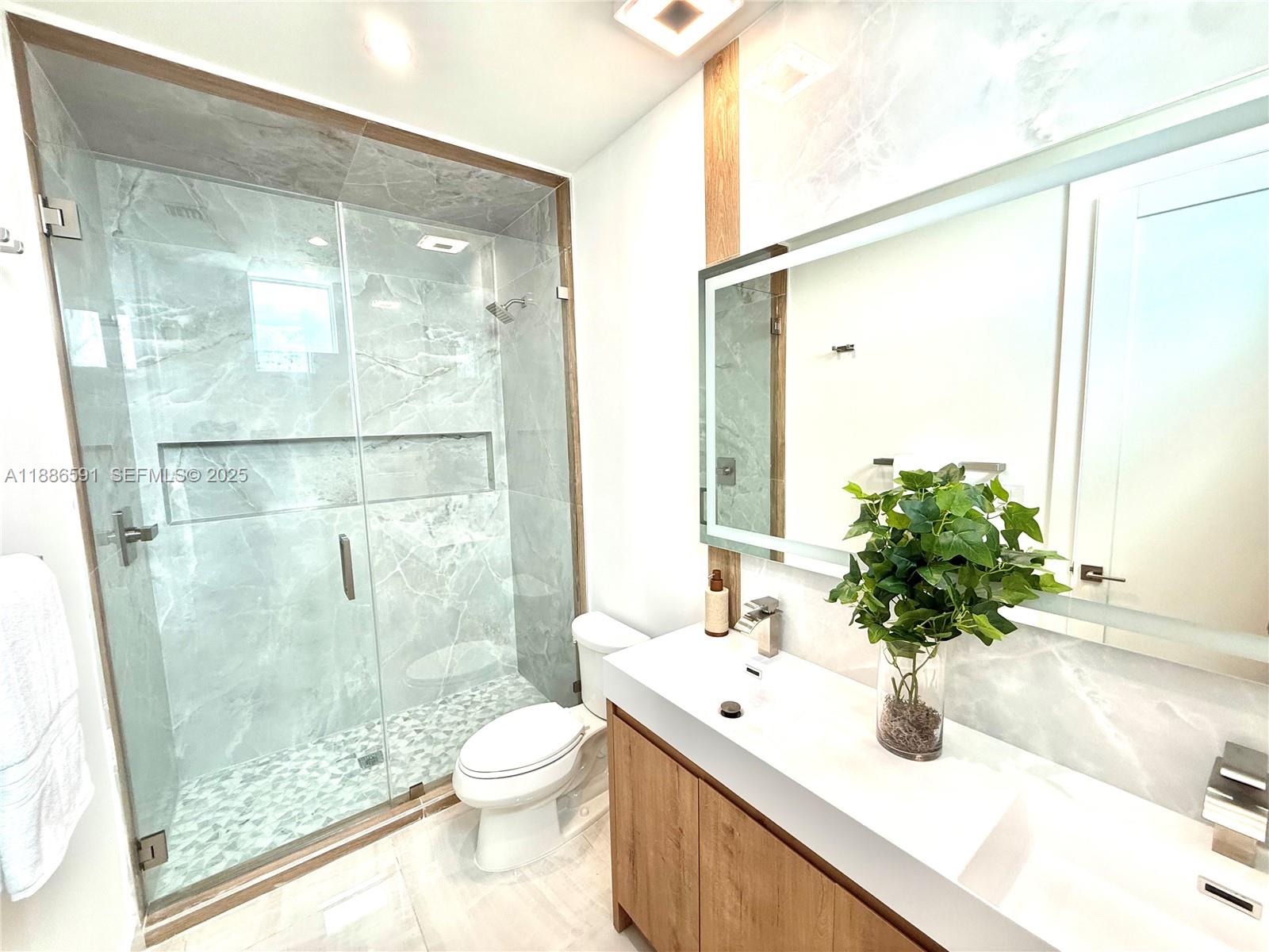 Marathon Beach - Residential