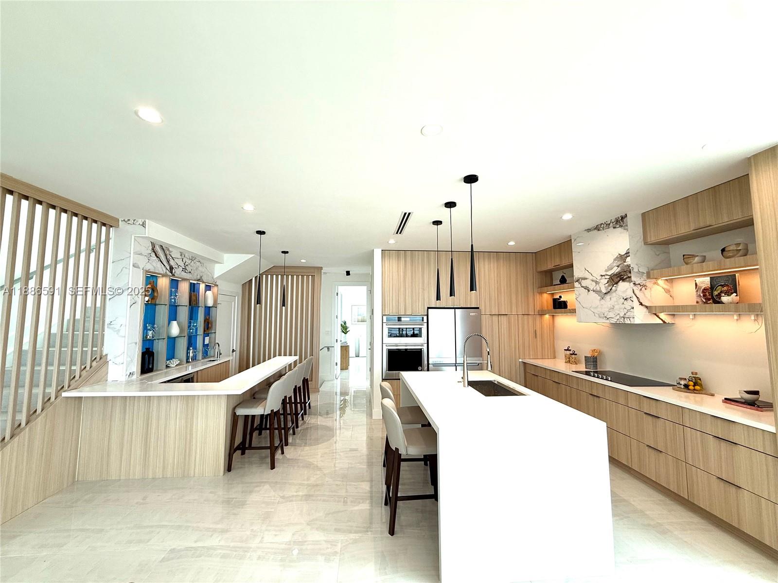 Marathon Beach - Residential