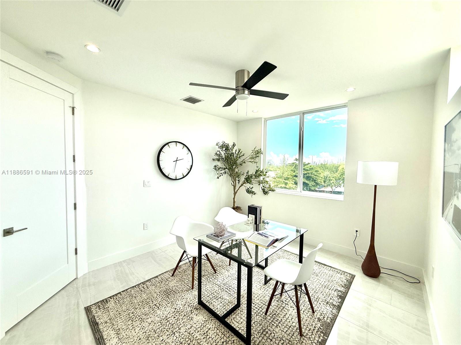 Marathon Beach - Residential