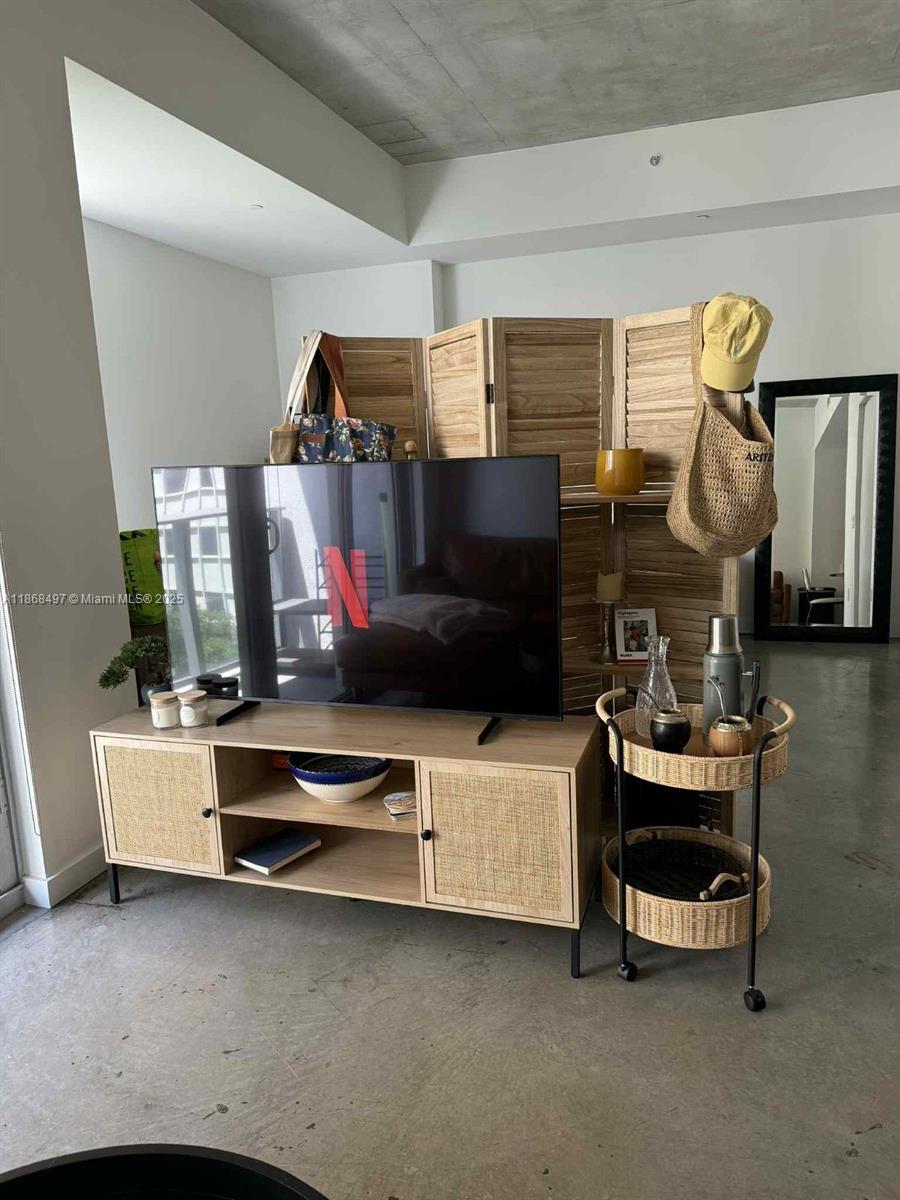 CENTRO CONDO - Residential