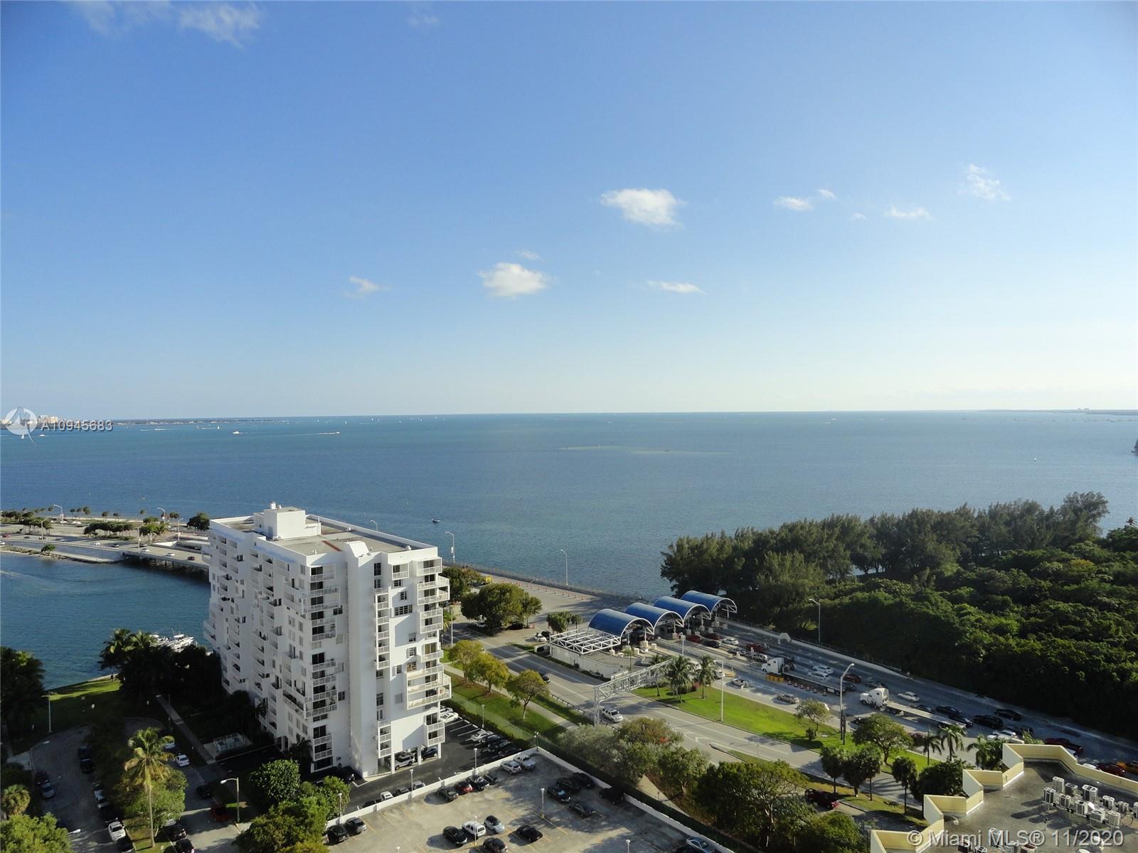 THE METROPOLITAN CONDO - Residential Lease