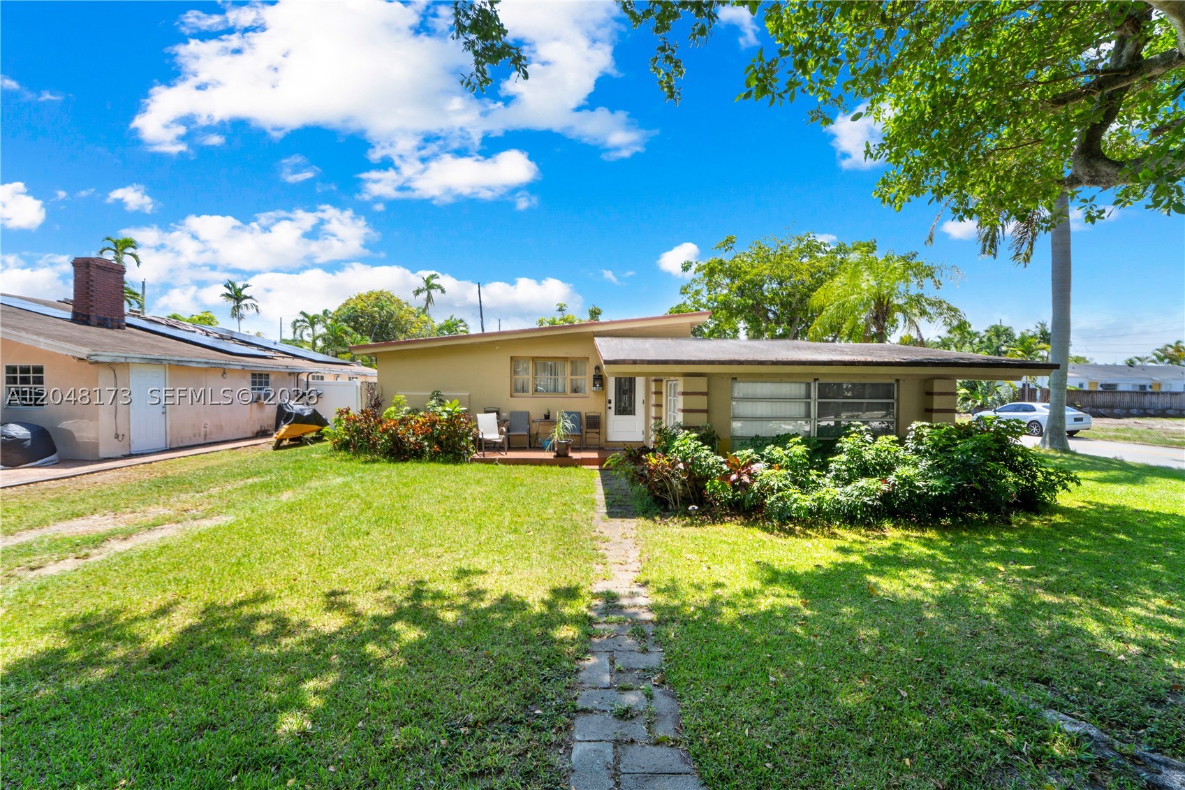 1300 S 20th Ave
