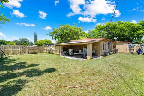 Tiny photo for 1300 S 20th Ave, Hollywood, FL 33020 (MLS # A12048173)