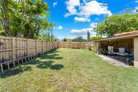 Tiny photo for 1300 S 20th Ave, Hollywood, FL 33020 (MLS # A12048173)