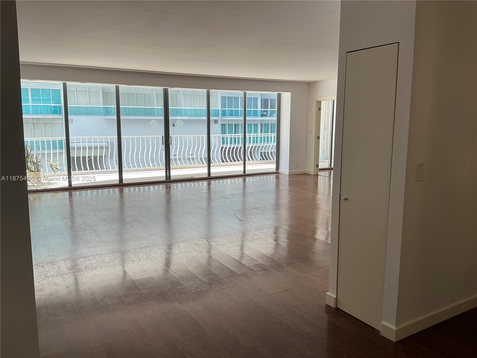 10155 Collins Ave 303