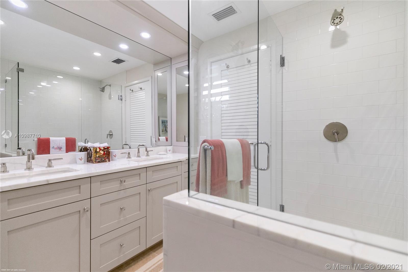 JUPITER ISLAND - Residential