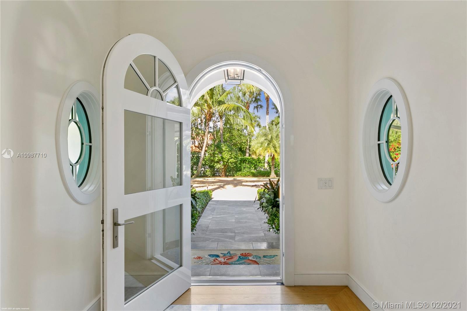 JUPITER ISLAND - Residential