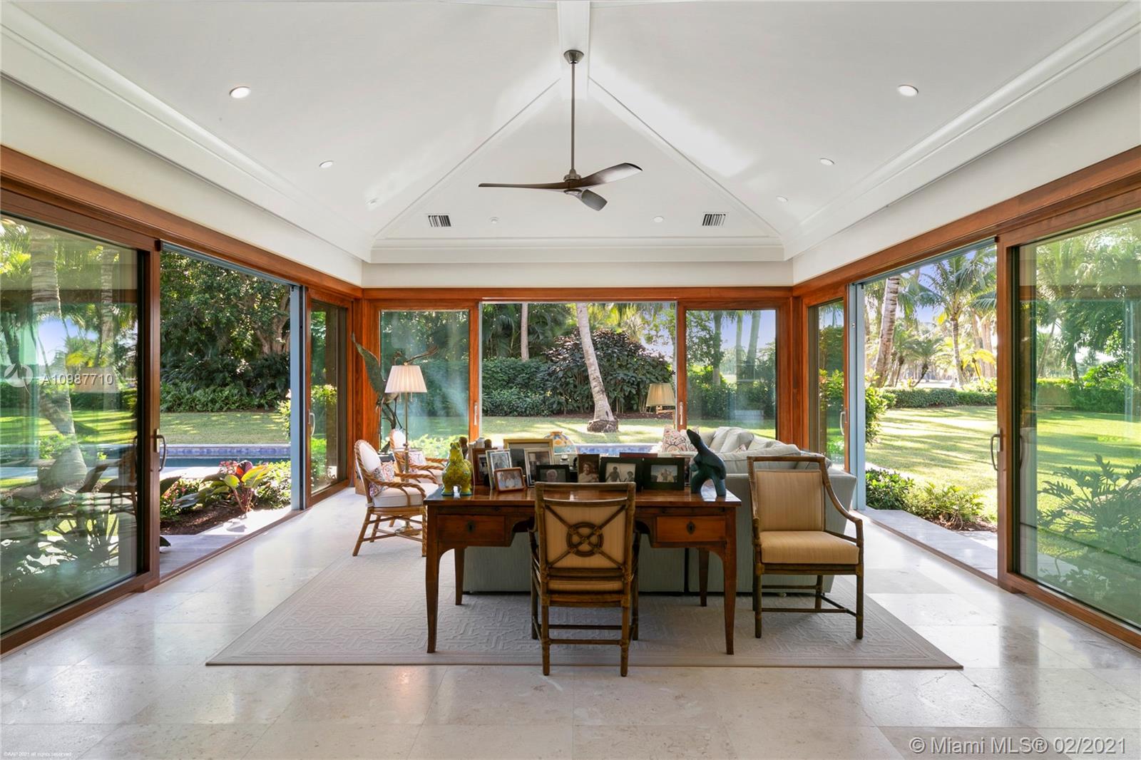 JUPITER ISLAND - Residential