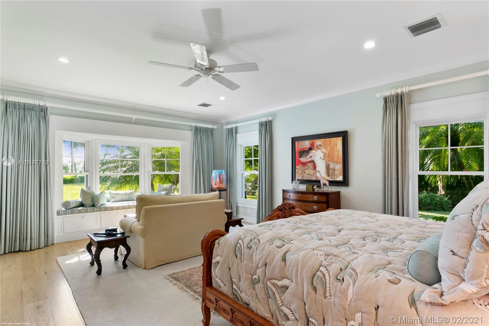 JUPITER ISLAND - Residential