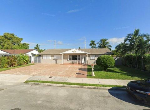 775 W 22nd St Hialeah FL 33010