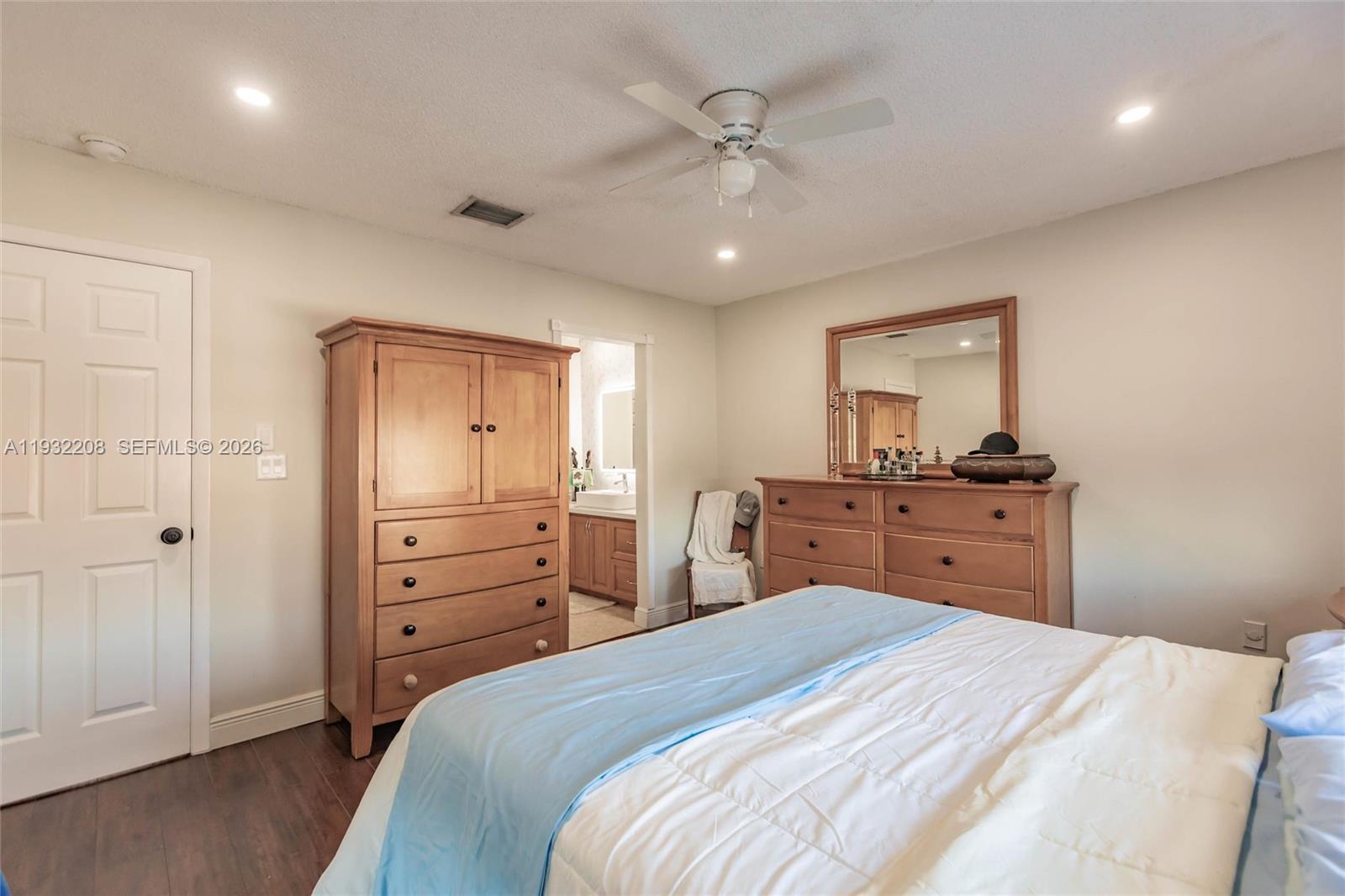 9414-16 SW 8 TERR CONDO - Residential