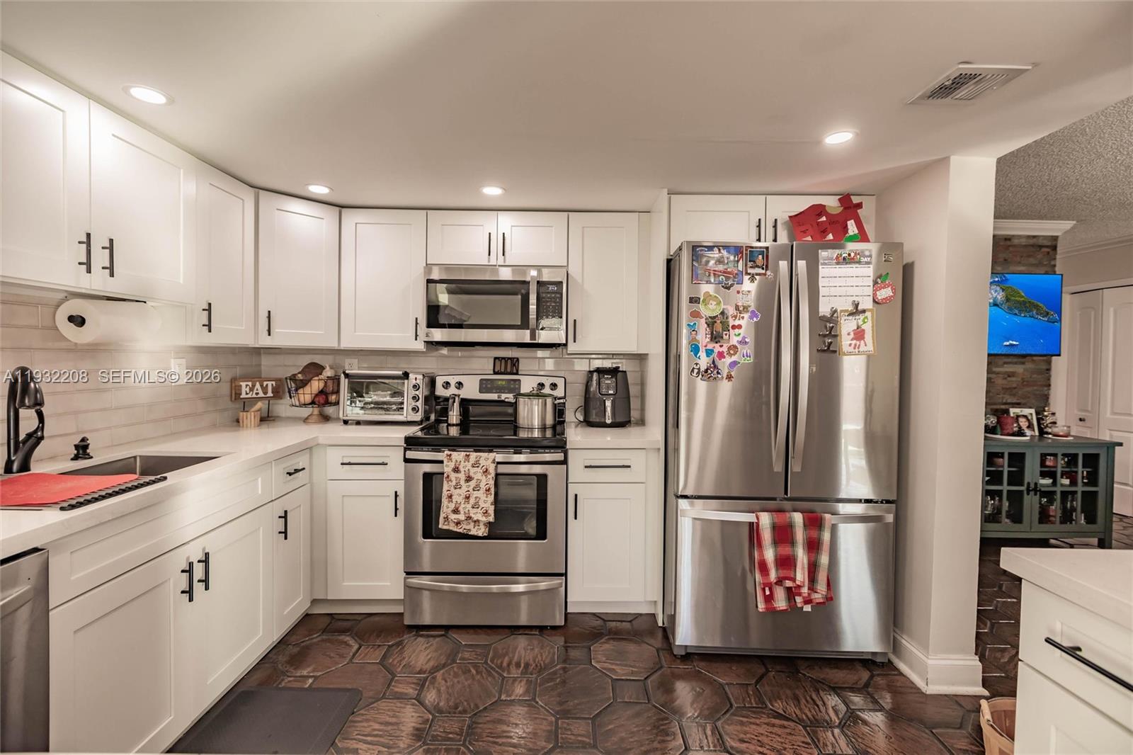 9414-16 SW 8 TERR CONDO - Residential