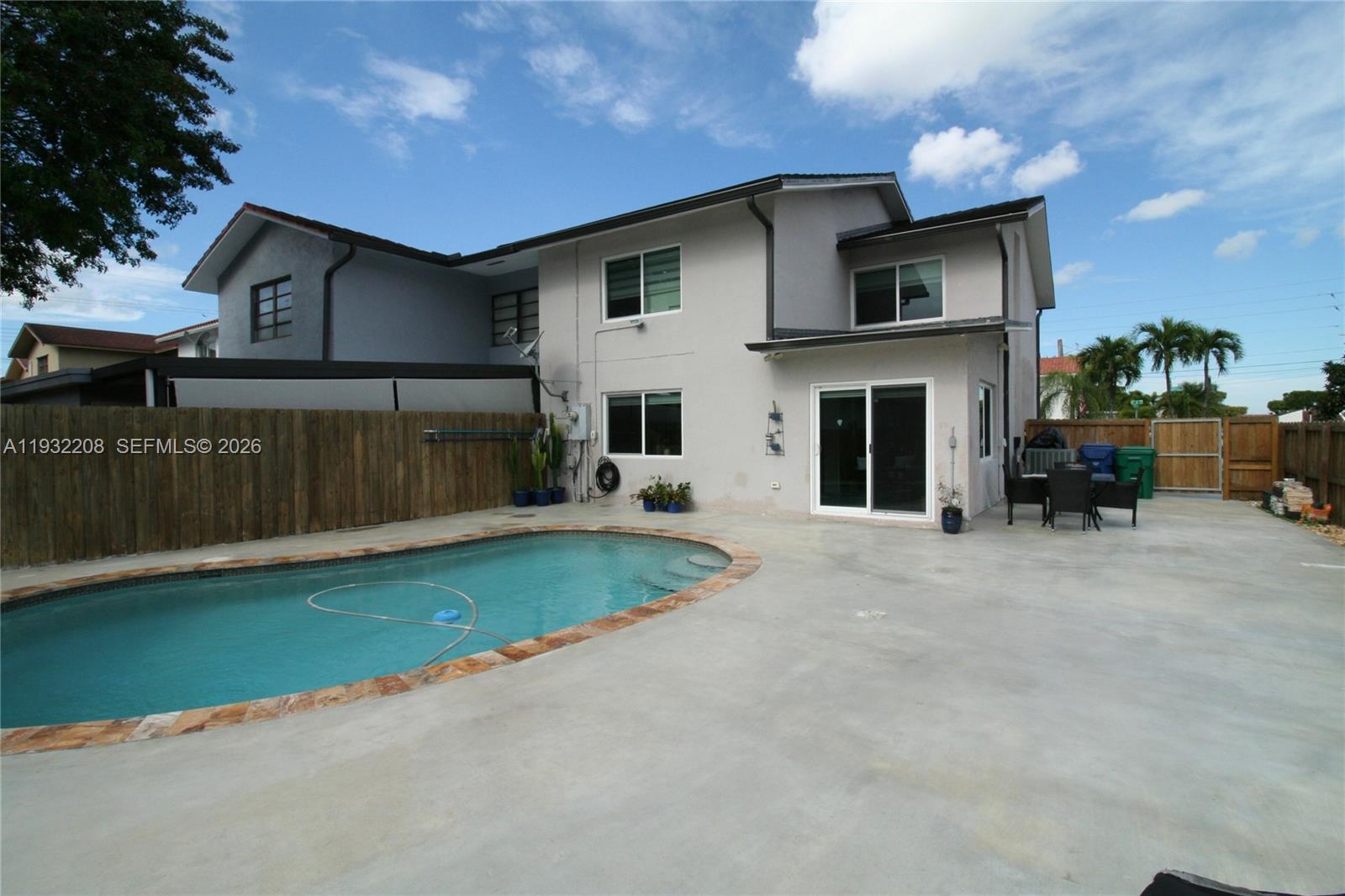 9414-16 SW 8 TERR CONDO - Residential