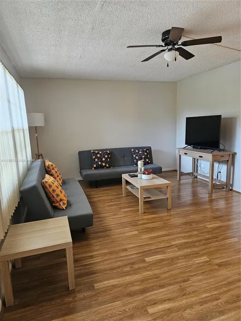 MLS: A11788370