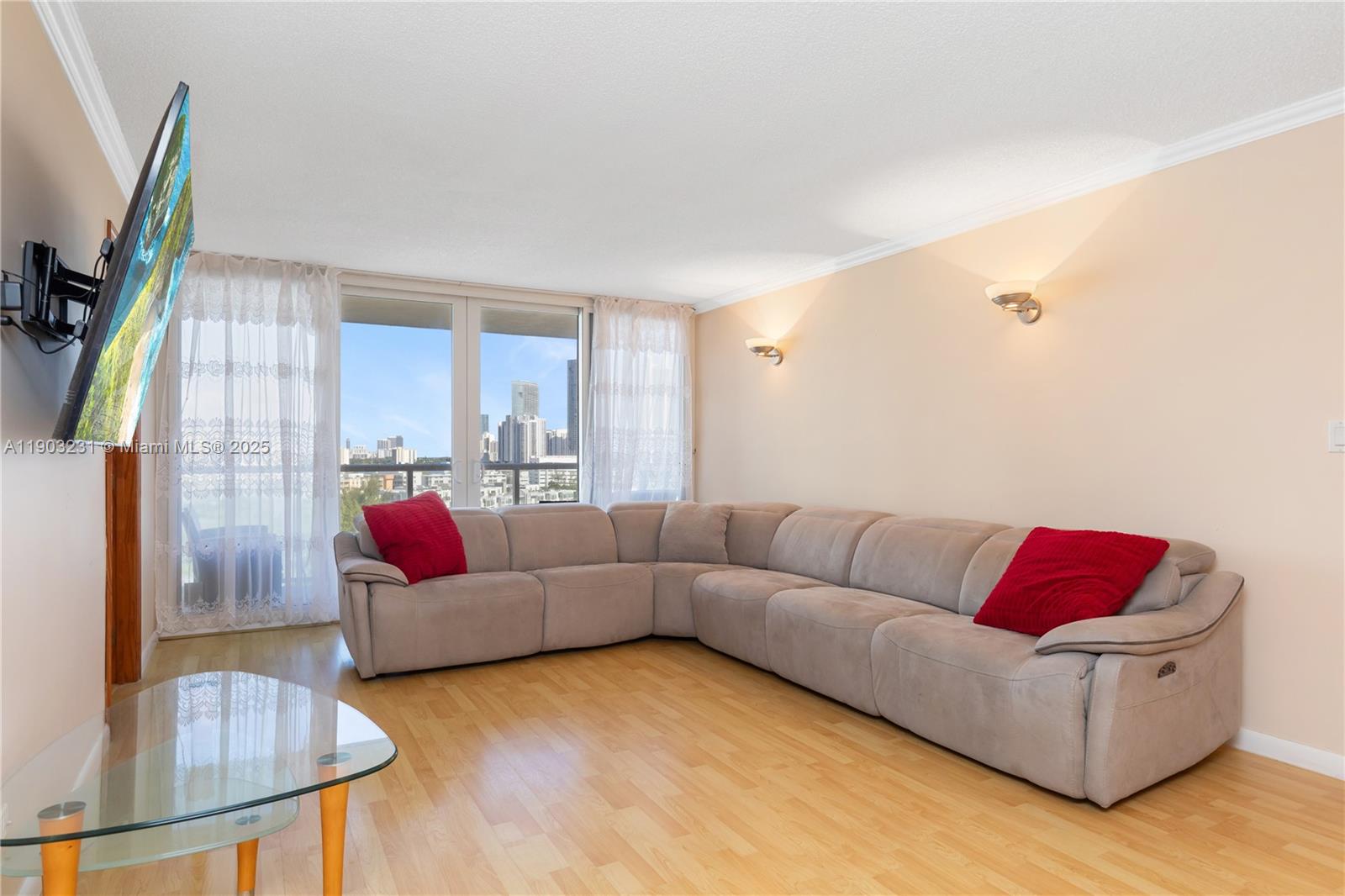 WINSTON TOWER 300 CONDO - Residential Lease