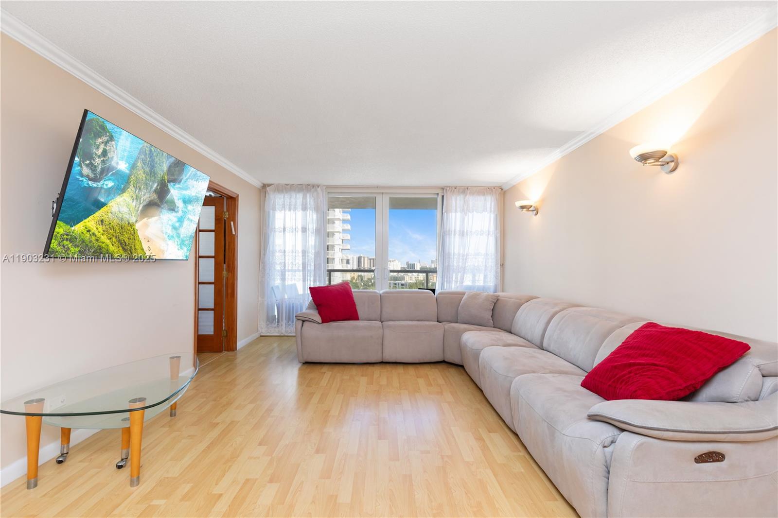 WINSTON TOWER 300 CONDO - Residential Lease