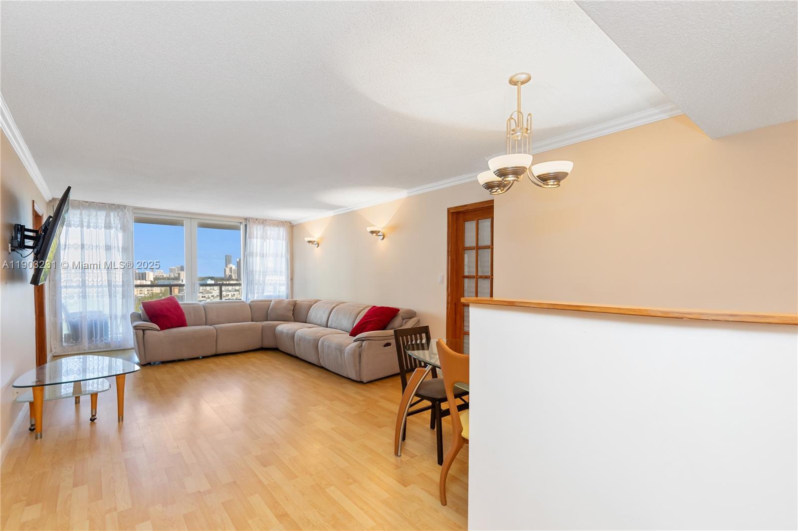 WINSTON TOWER 300 CONDO - Residential Lease