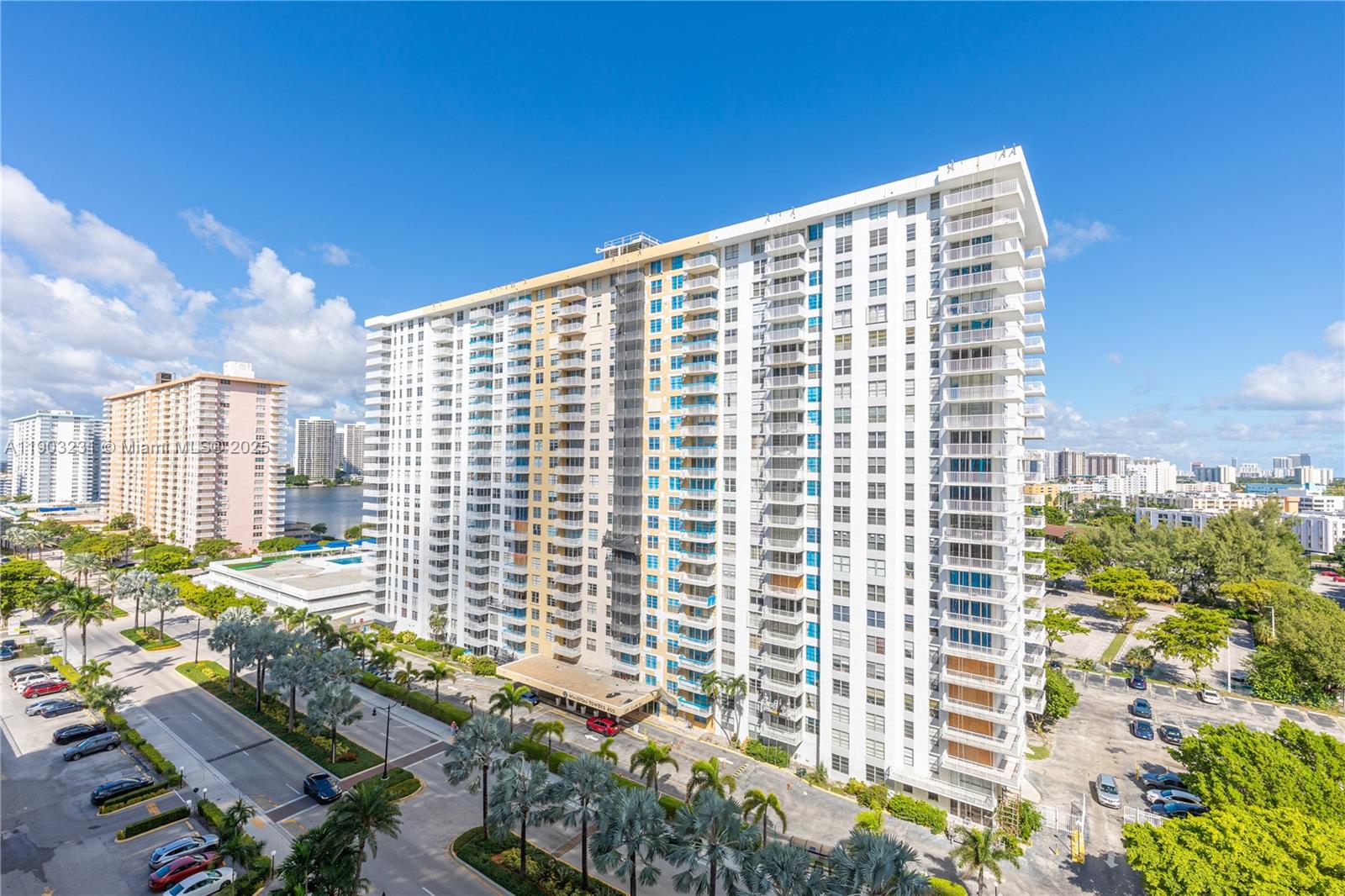 WINSTON TOWER 300 CONDO - Residential Lease