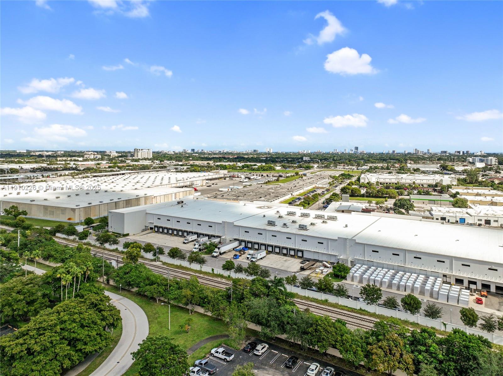 CYPRESS BEND CONDOMINIUM - Residential