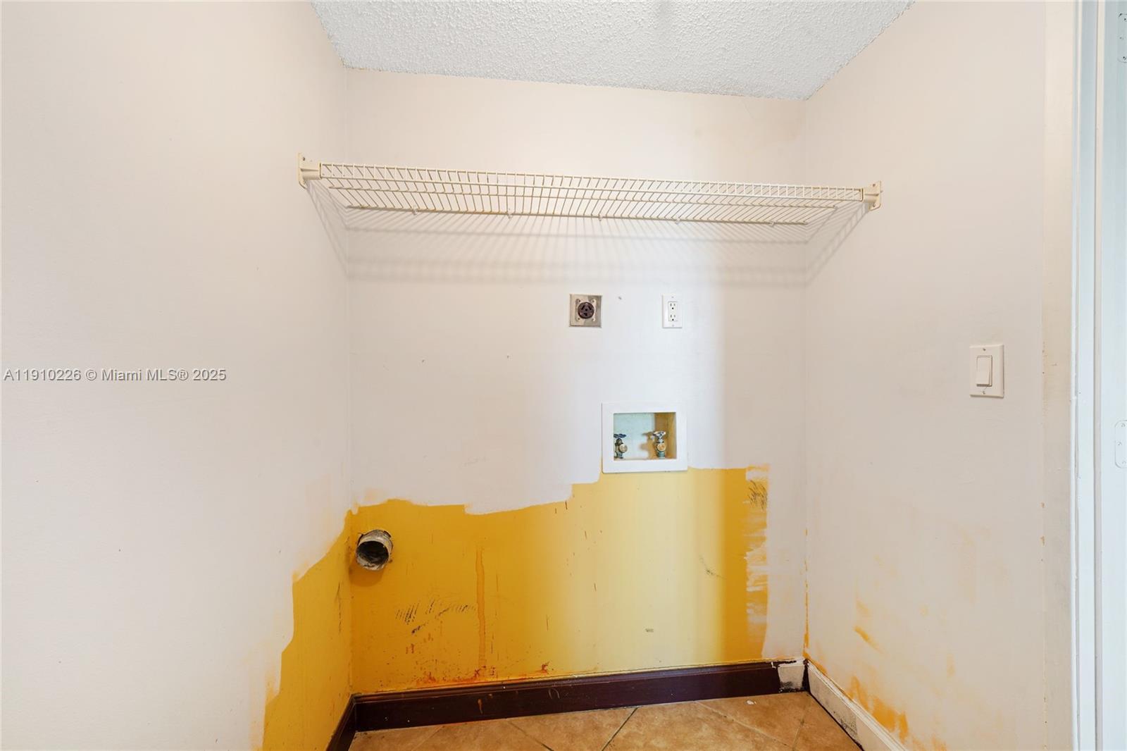 CYPRESS BEND CONDOMINIUM - Residential