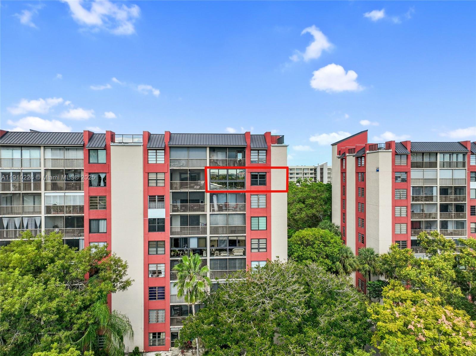 CYPRESS BEND CONDOMINIUM - Residential