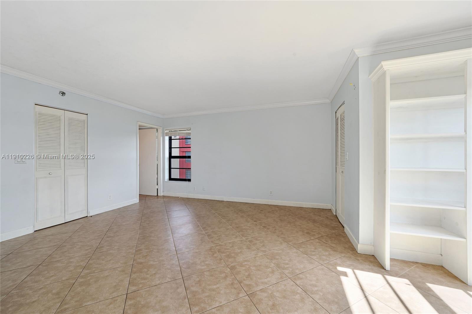 CYPRESS BEND CONDOMINIUM - Residential