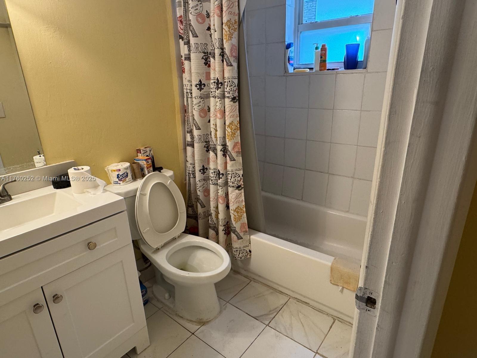 NORTH LAUDERDALE VILLAGE - Residential