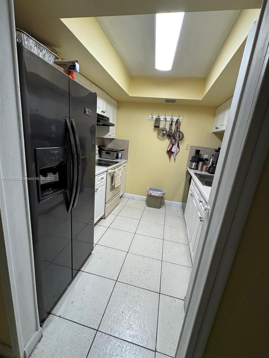 NORTH LAUDERDALE VILLAGE - Residential