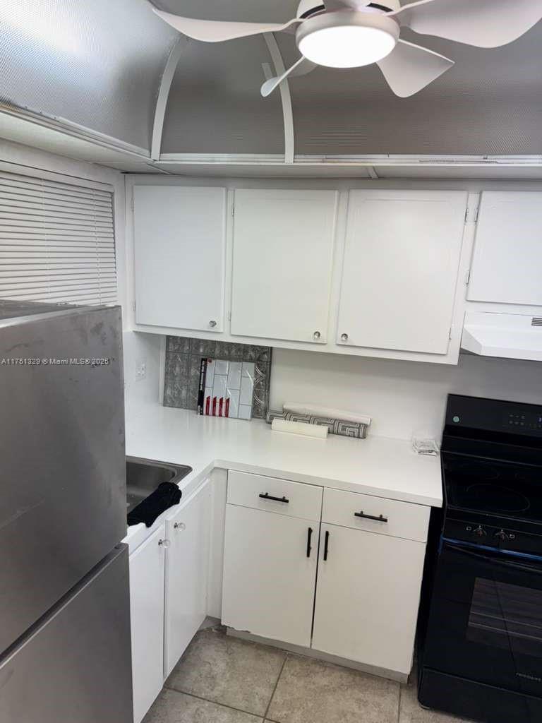 SUNRISE LAKES 51 CONDO - Residential