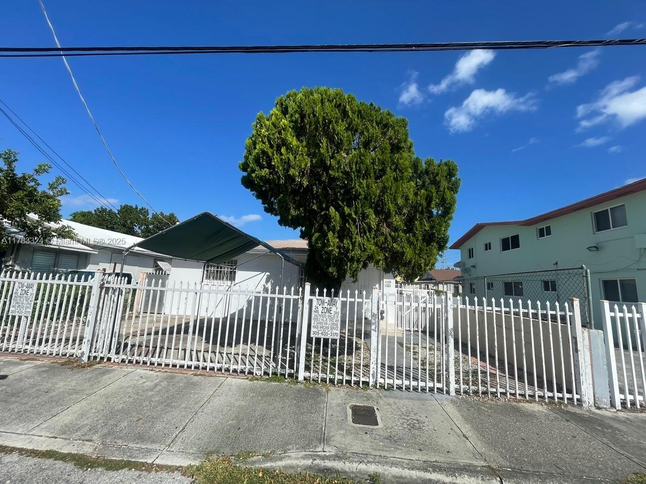 1019 NW 24th St 1019