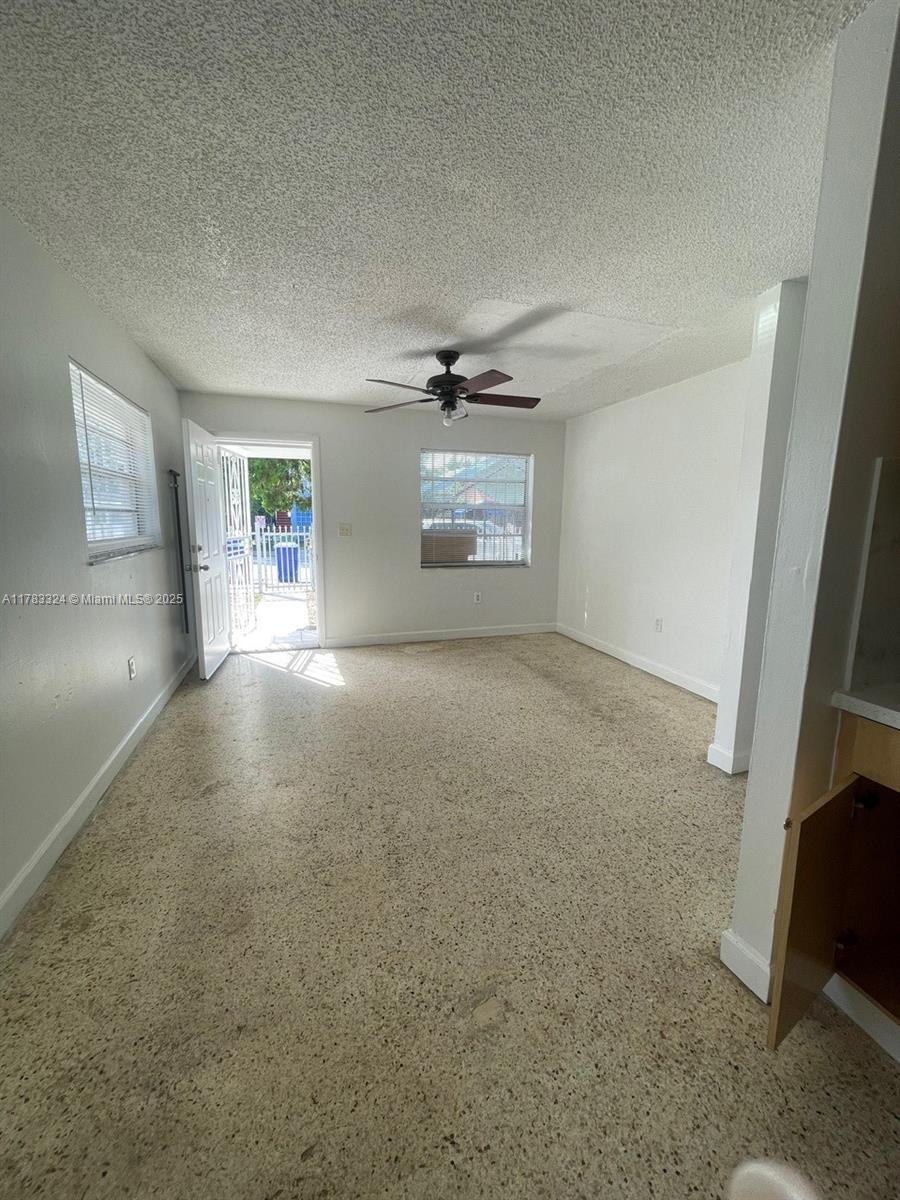 1019 NW 24th St 1019