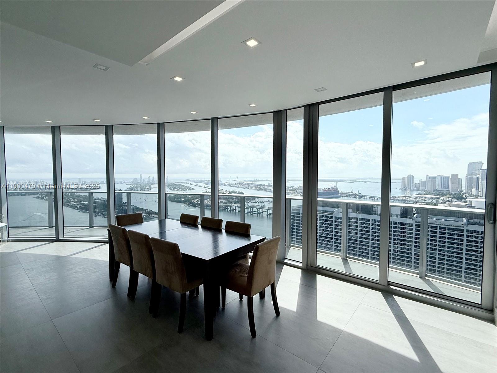 ARIA ON THE BAY CONDO - Residential