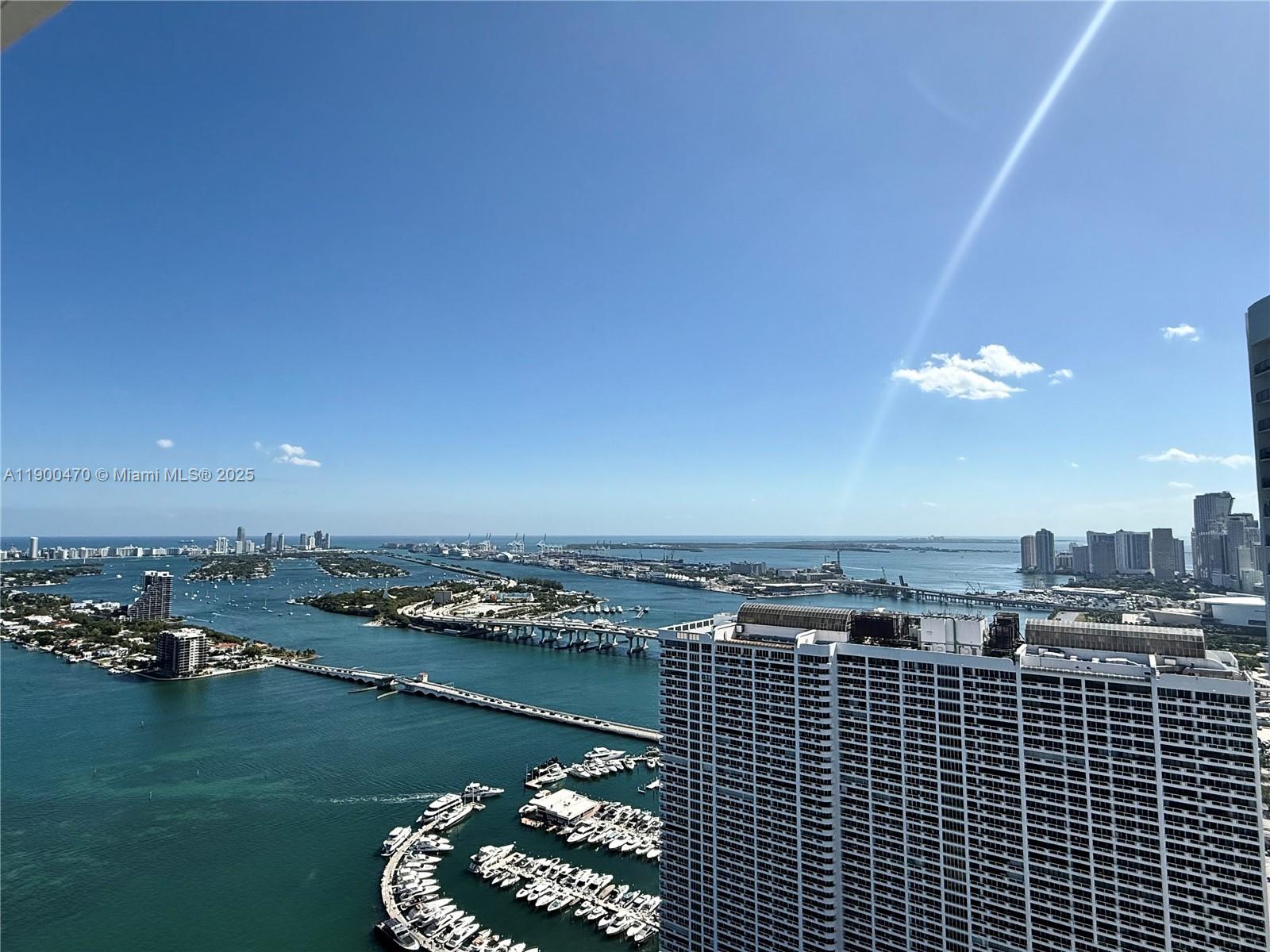 ARIA ON THE BAY CONDO - Residential