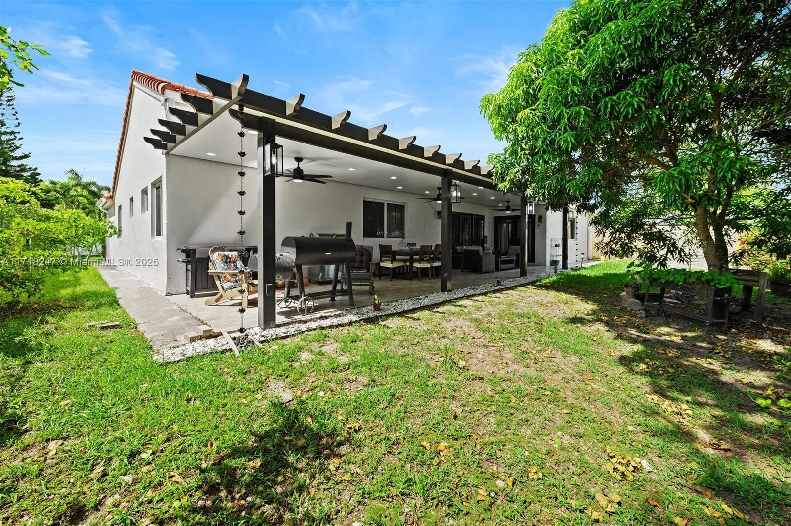 Miami, Florida 33177, United States, 4 Bedrooms Bedrooms, ,2 BathroomsBathrooms,Residential,Active,20916